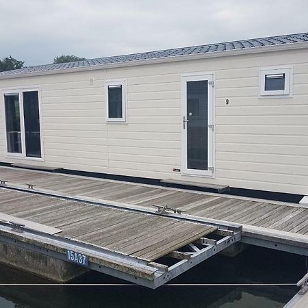 Bestmarine Waterchalets Flevo Marina Lelystad Eksteriør billede