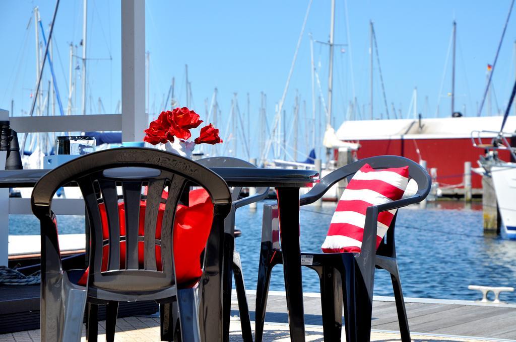 Bestmarine Waterchalets Flevo Marina Lelystad Værelse billede