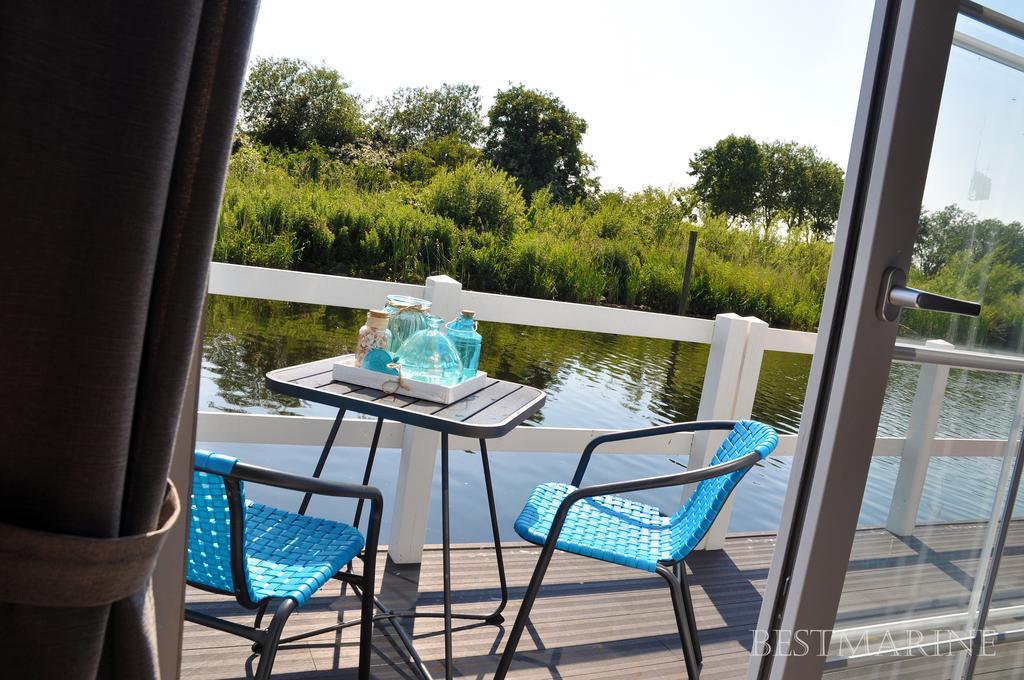 Bestmarine Waterchalets Flevo Marina Lelystad Værelse billede