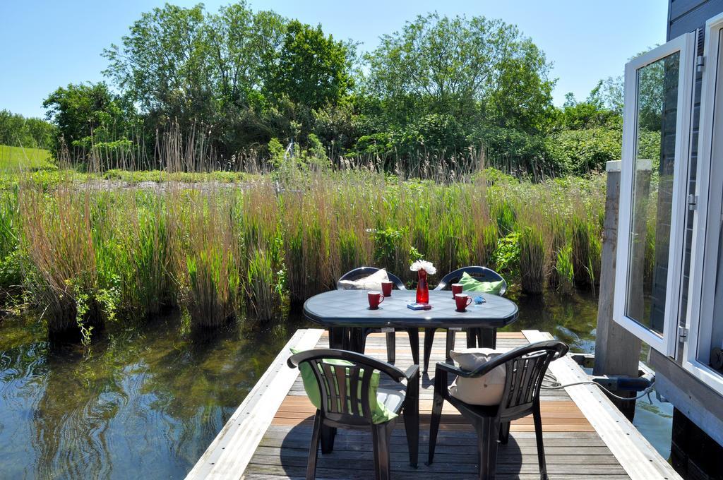 Bestmarine Waterchalets Flevo Marina Lelystad Værelse billede